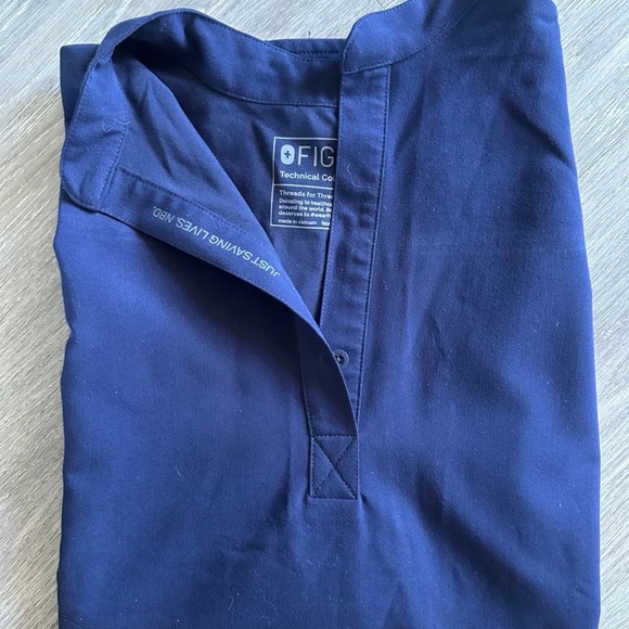 Figs Womens Rafaela Scrub Top Small - Picture 1 of 4